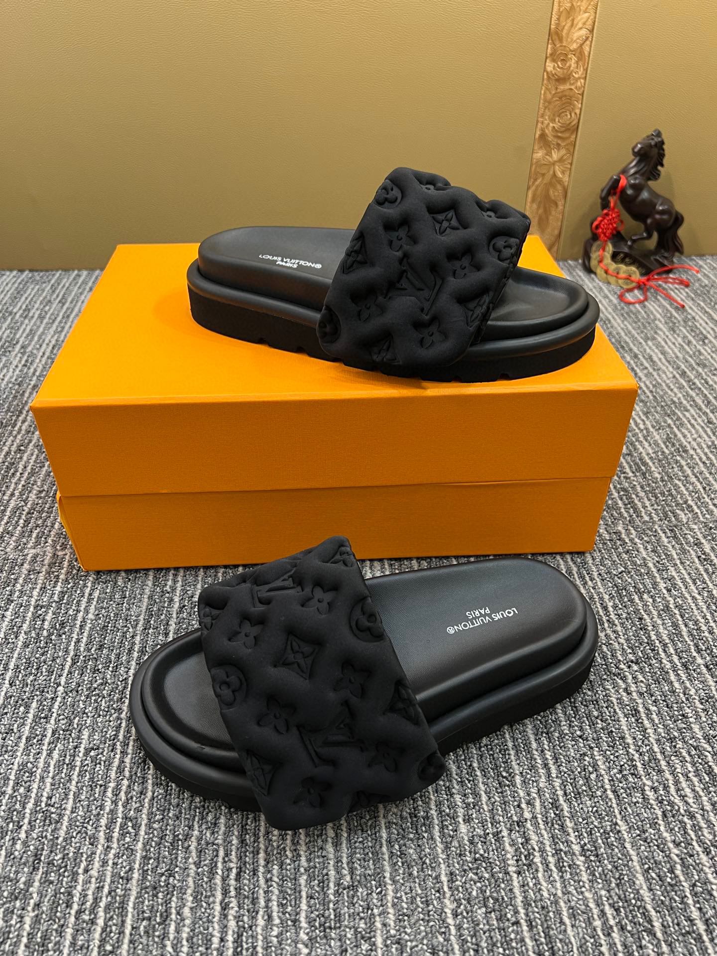 5XE119Z Popular leather quality Slippers