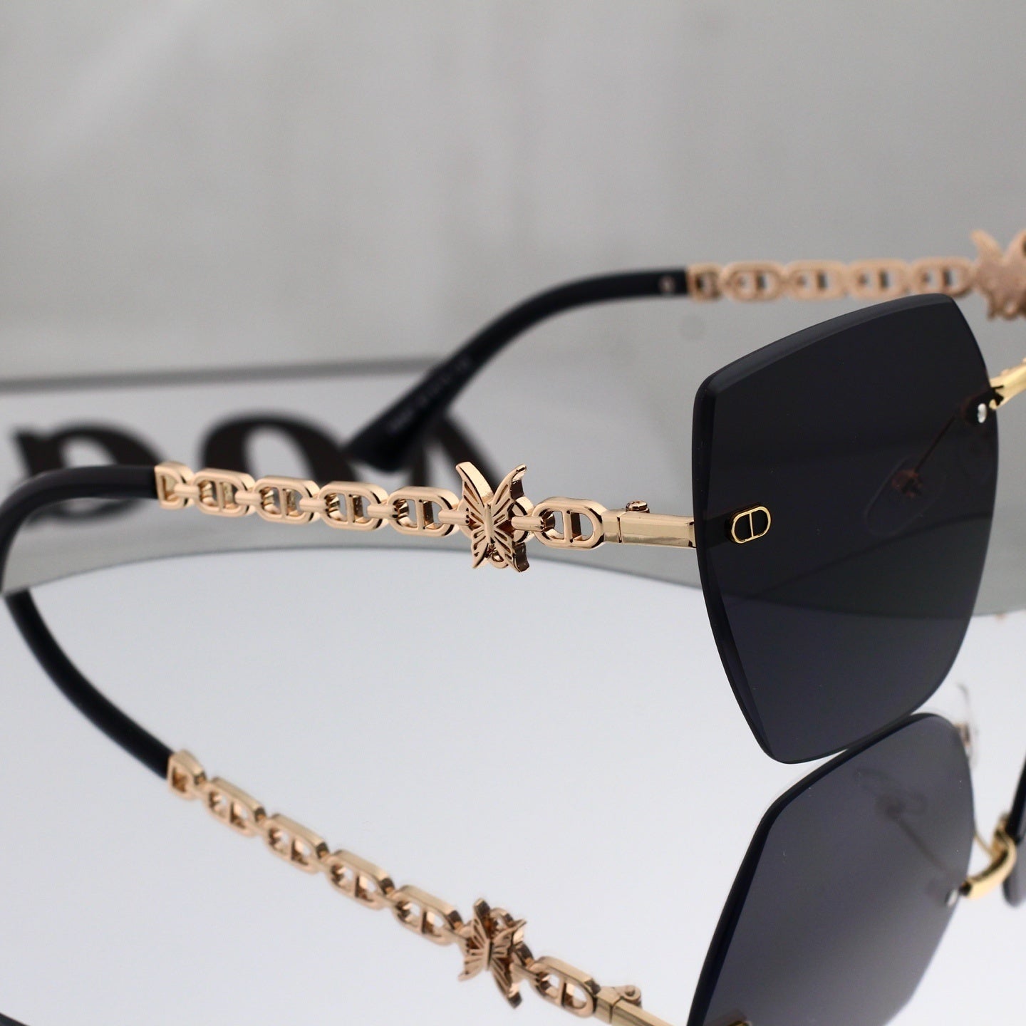156PD67T Popular Sunglasses