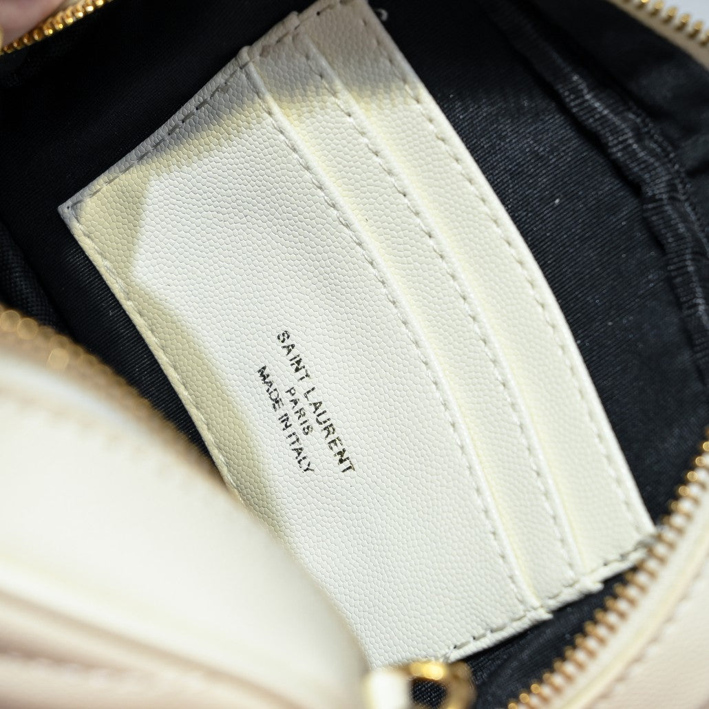 B1R46SL5  Popular leather bags