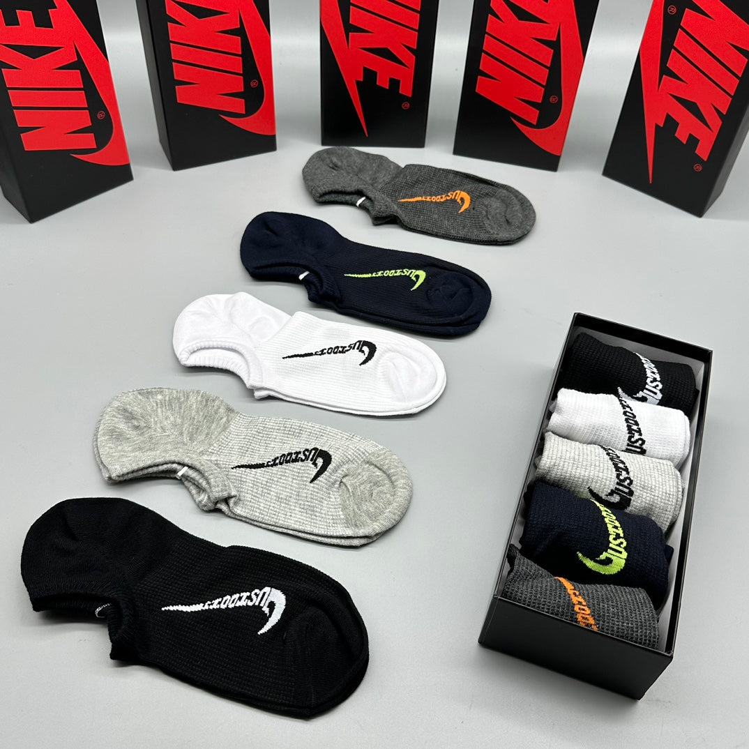 235QA48S Popular socks(5 pairs )