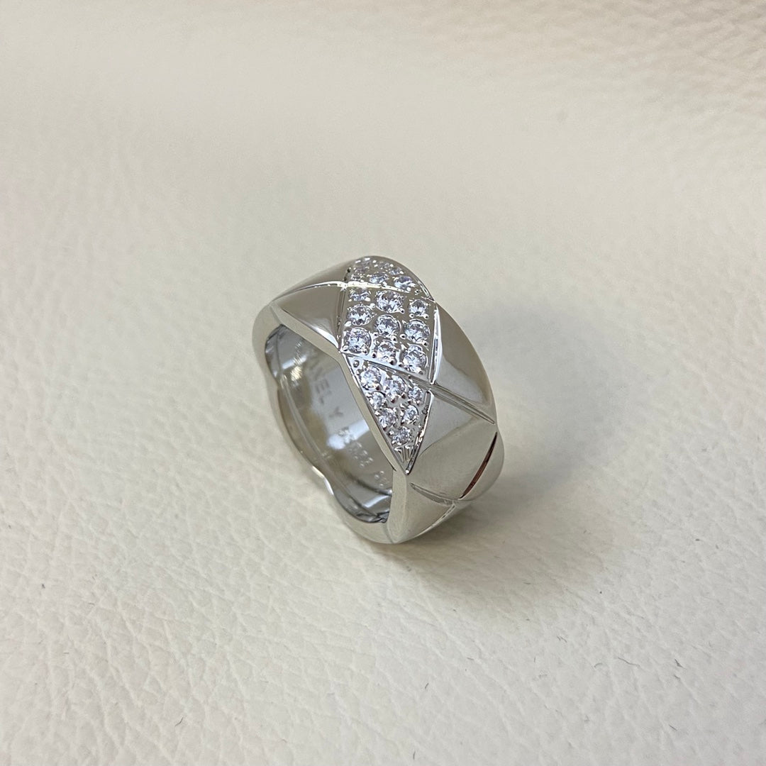 585QC68J  Popular  Rings