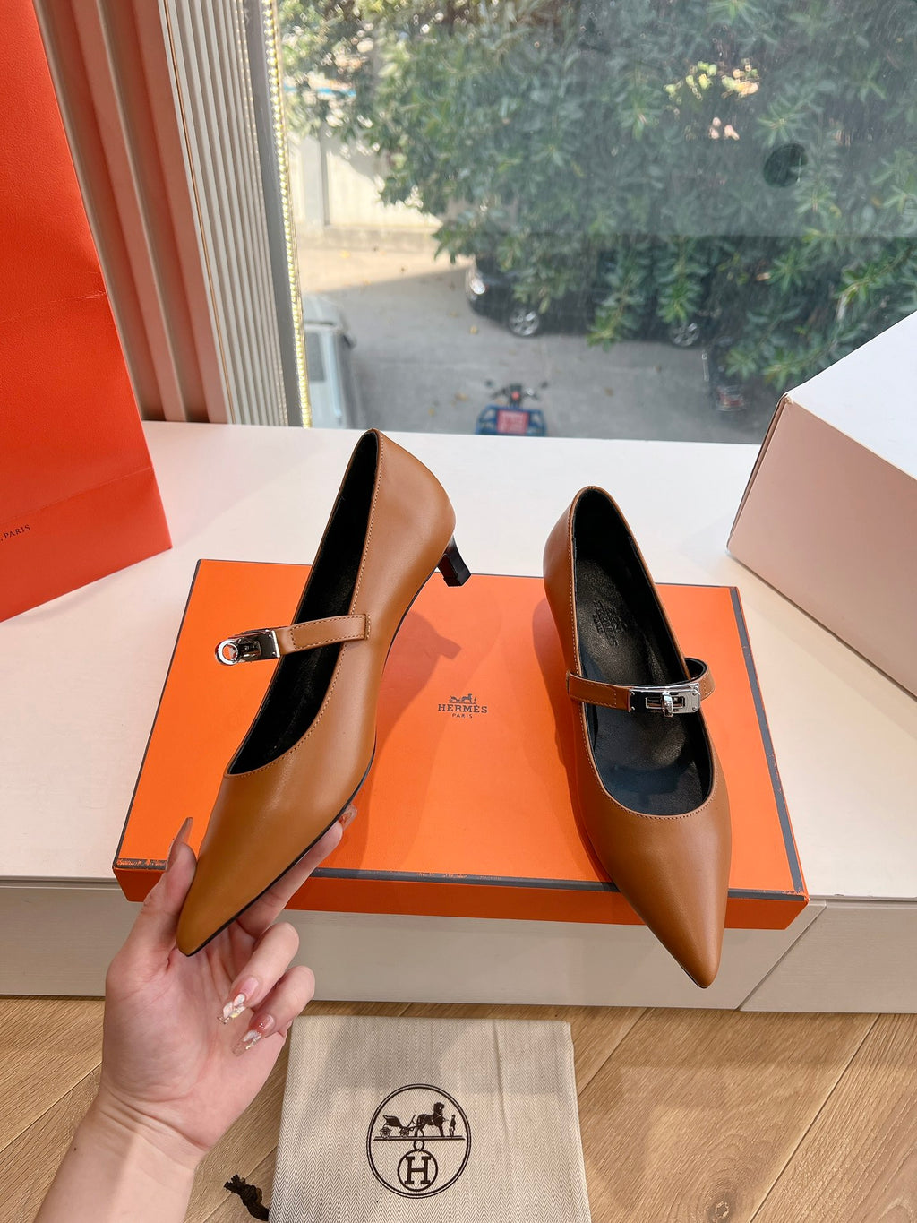 Z2N46H15 Popular high-quality leather Shoes