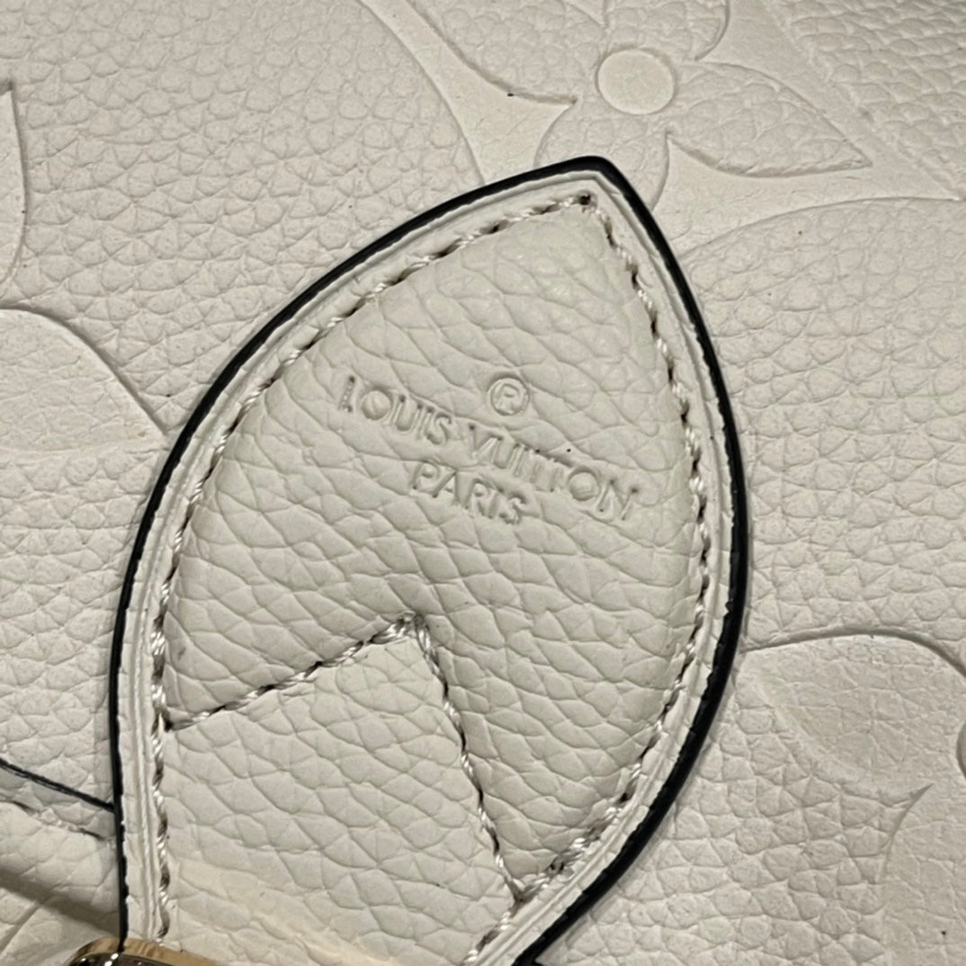2XE318B Popular   leather bag 