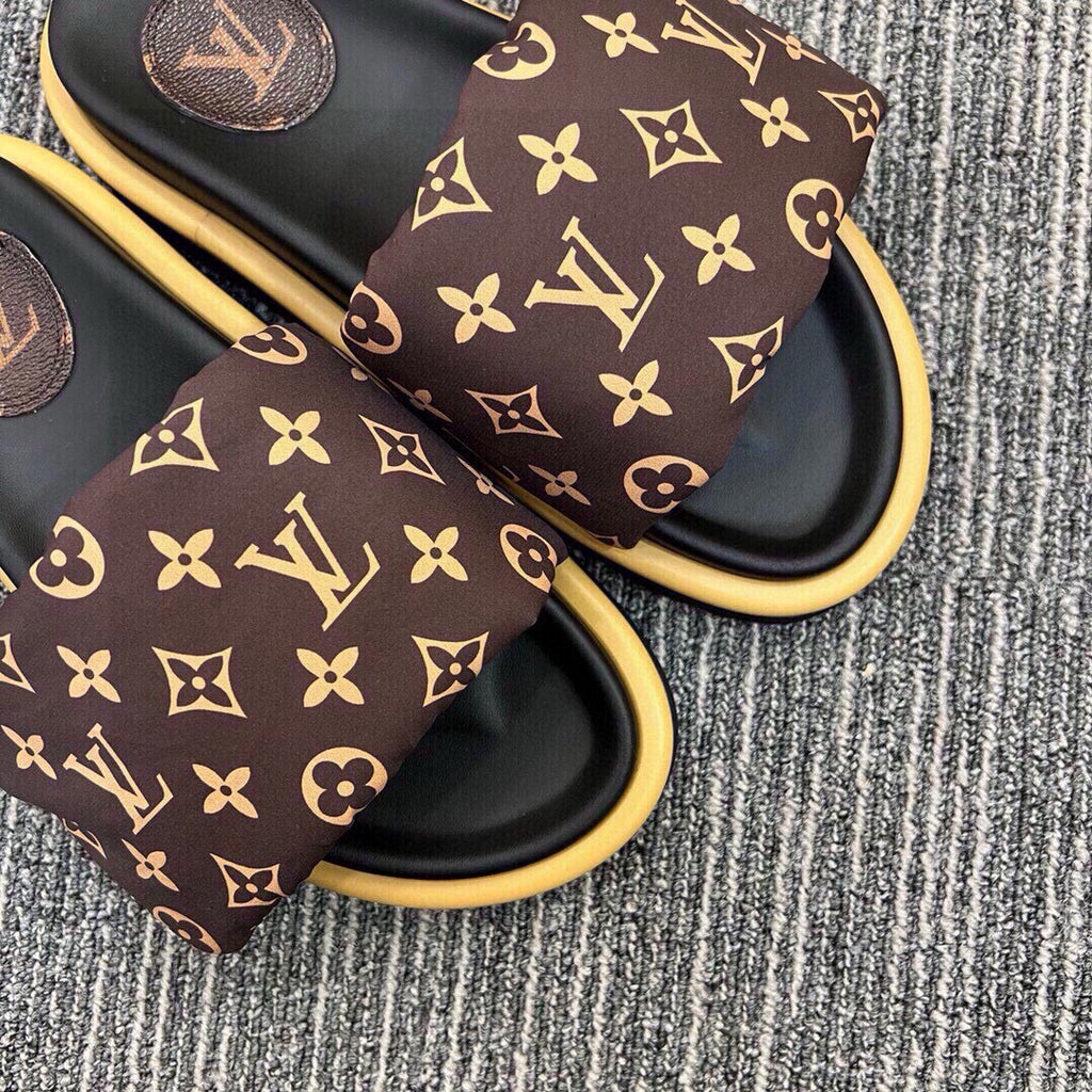 5QE12Z Popular Slippers