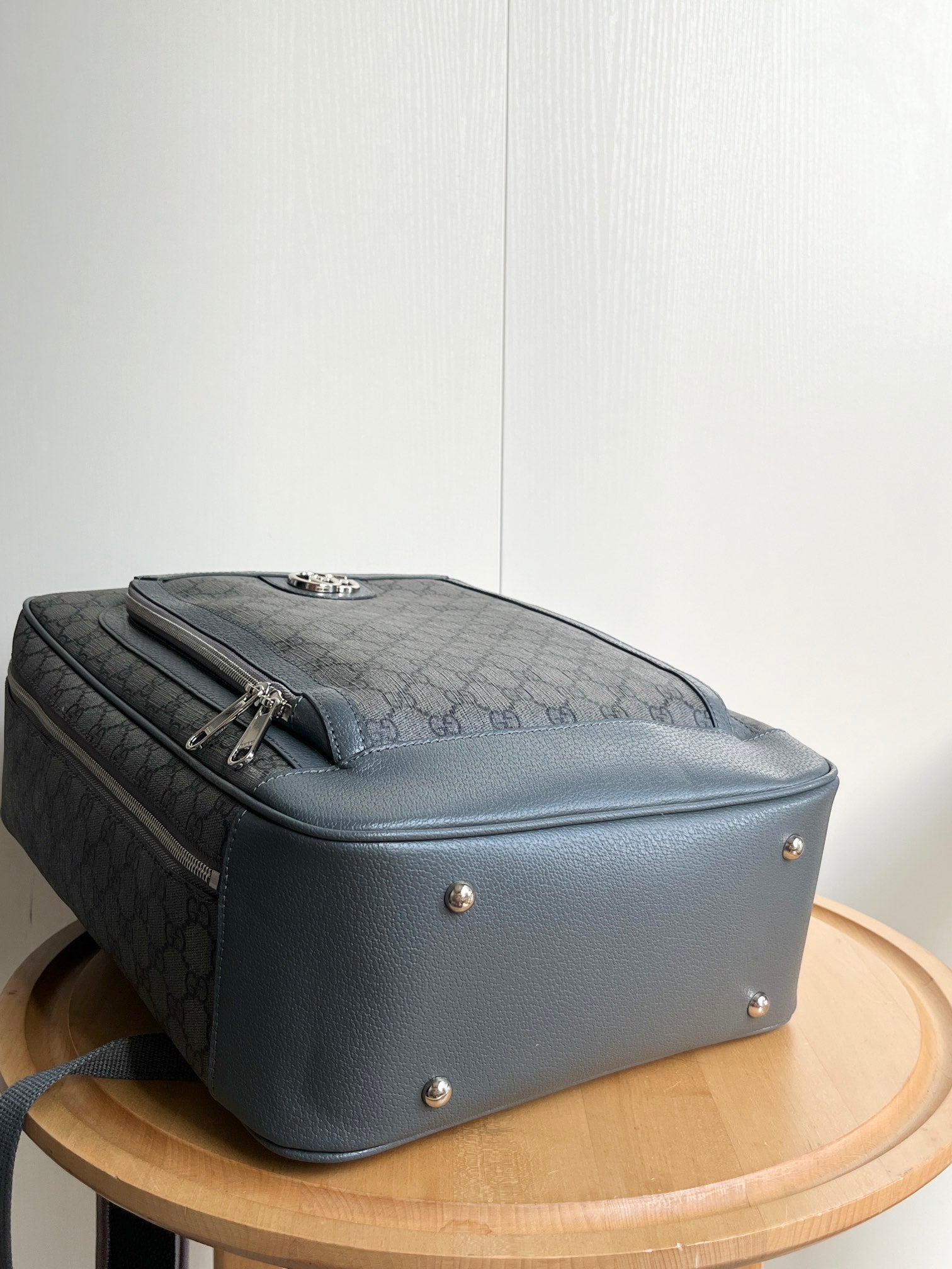 15RB128B Popular leather bag