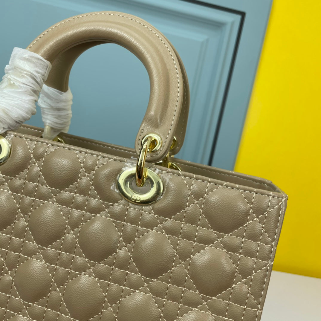 1XD54B Popular   leather bag  (32CM)