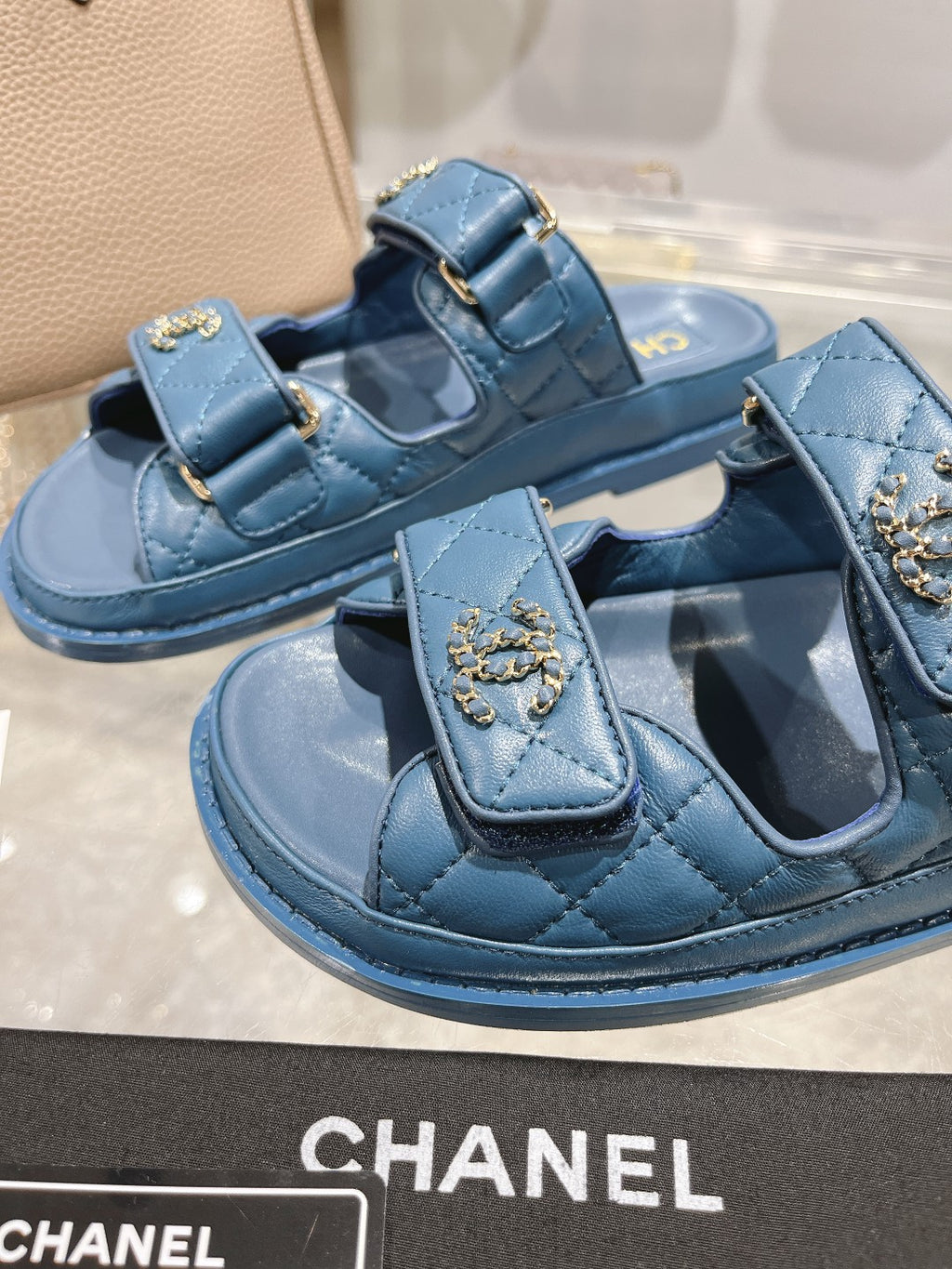 245RC6Z Popular leather shoes