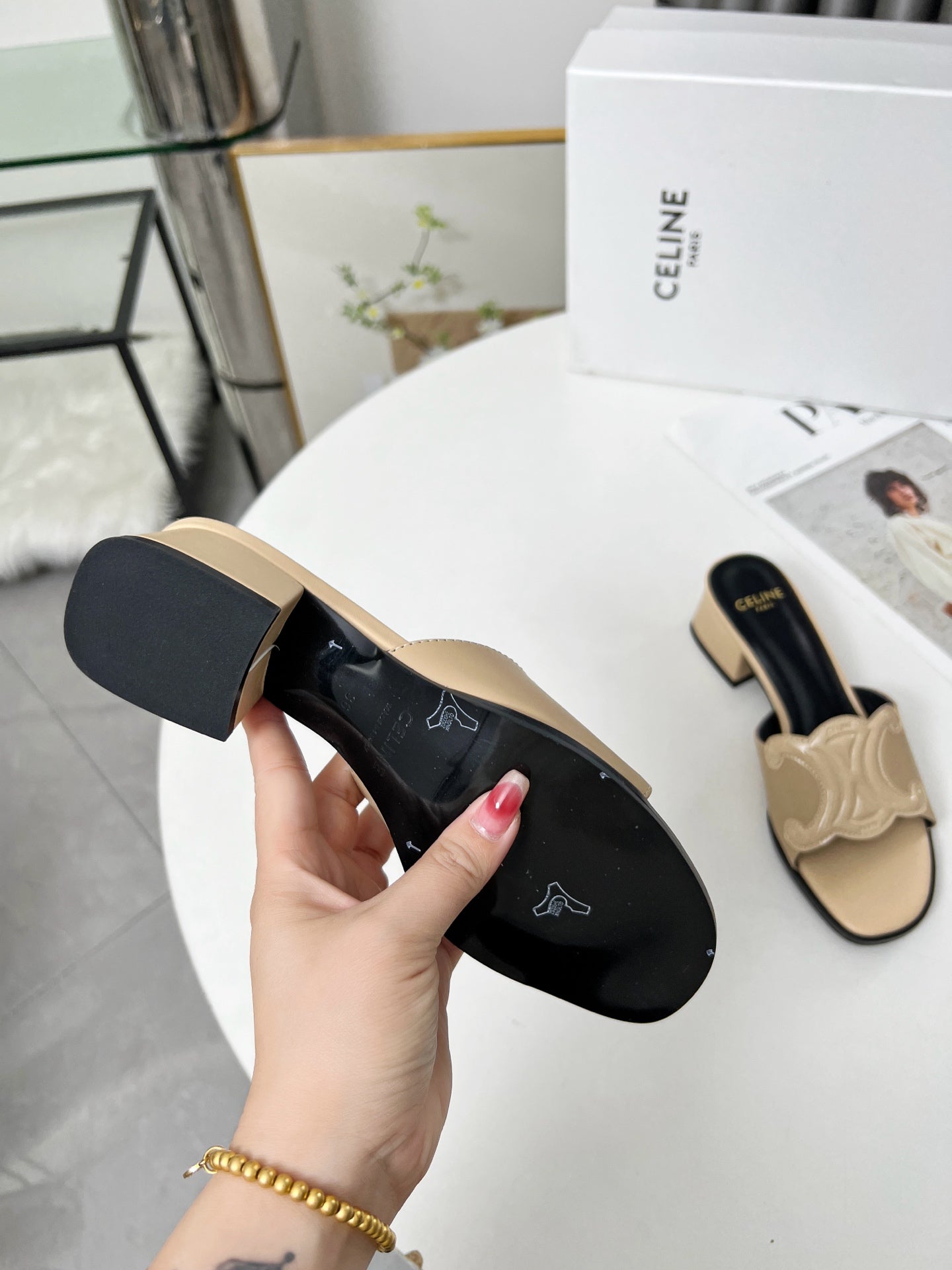255QCL51Z Popular leather shoes