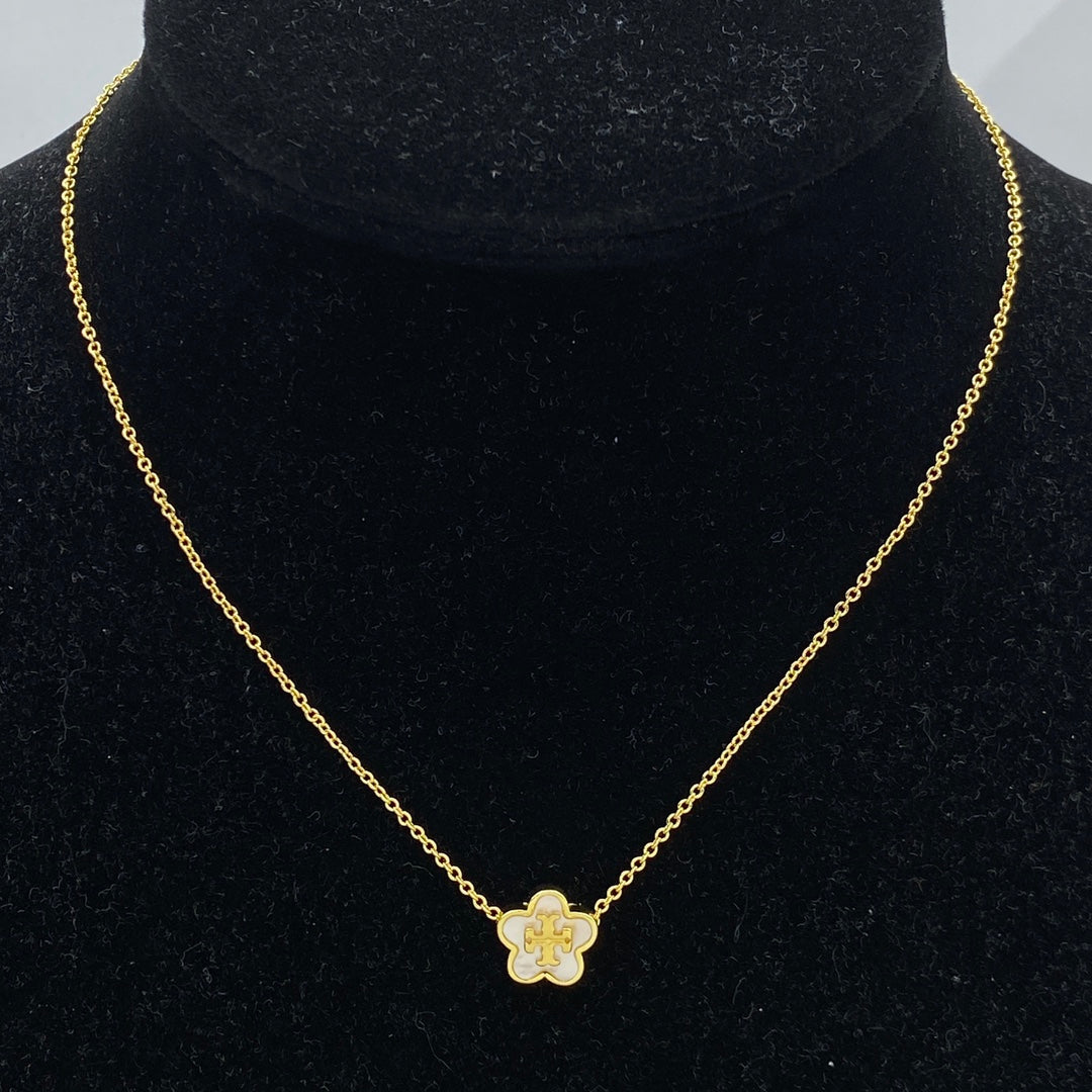 14A1058X Popular   Necklaces