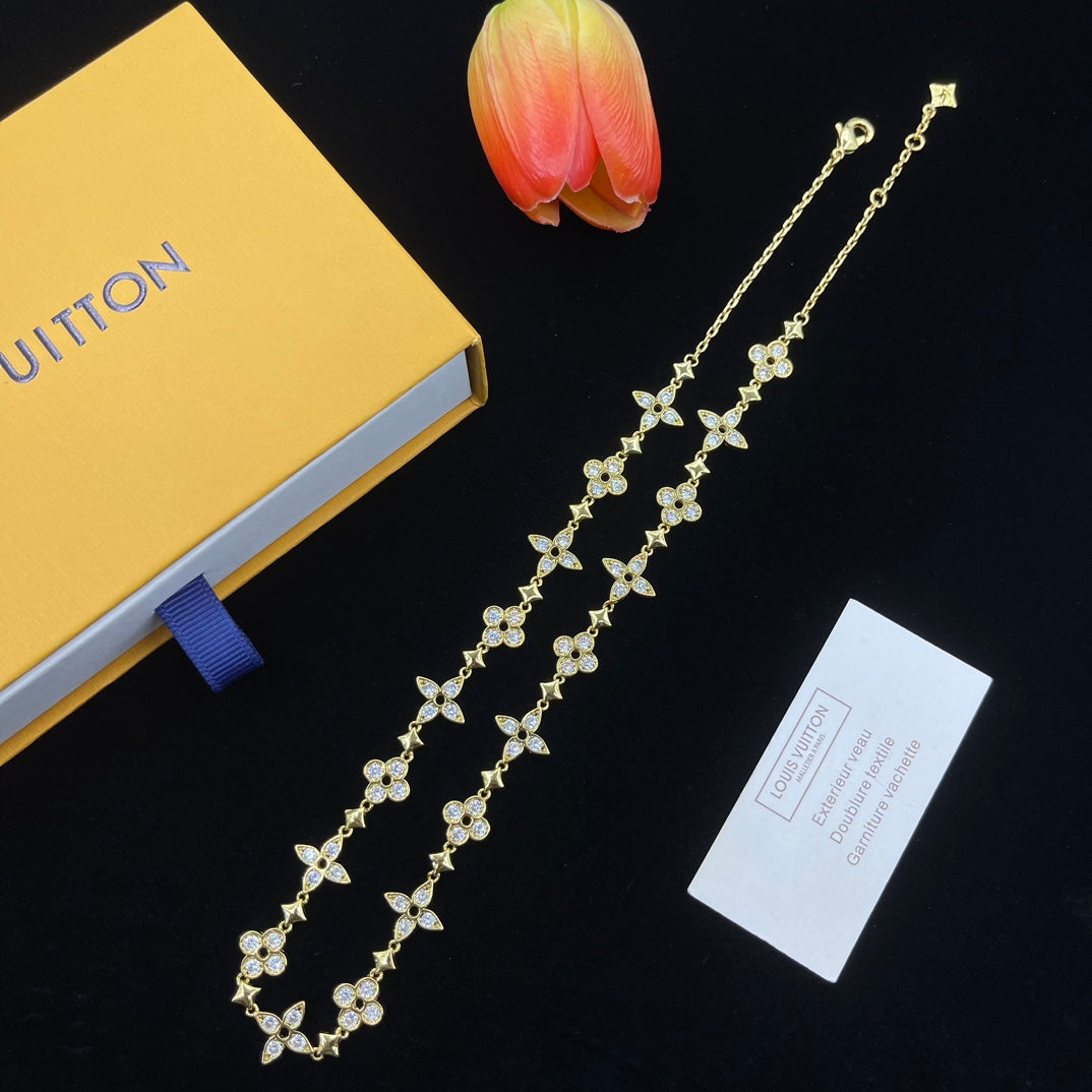 14E969X  Popular   Necklaces