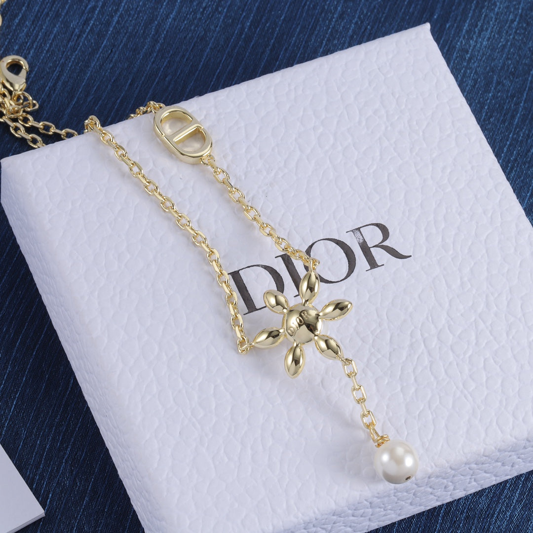 175RD26X Popular   Necklaces .