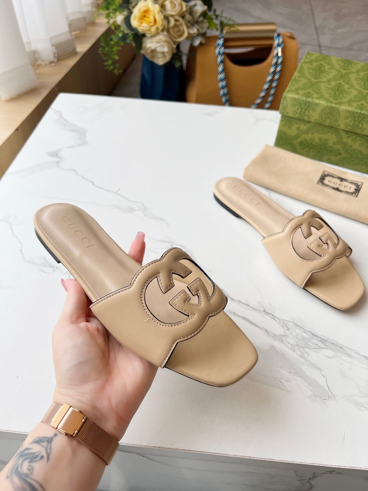 Z2X56B30 Popular high-quality leather Shoes