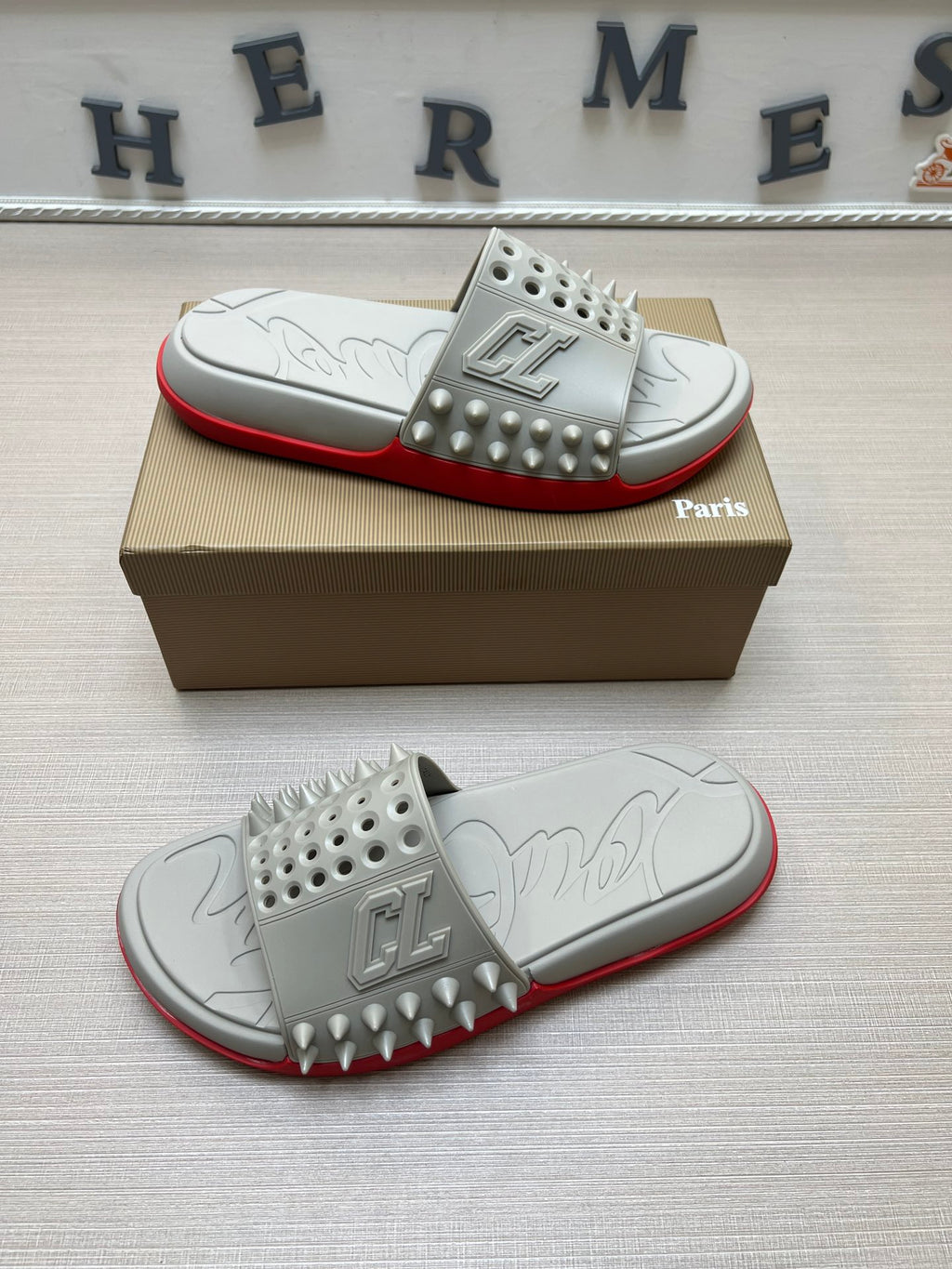 54A18Z Popular slippers