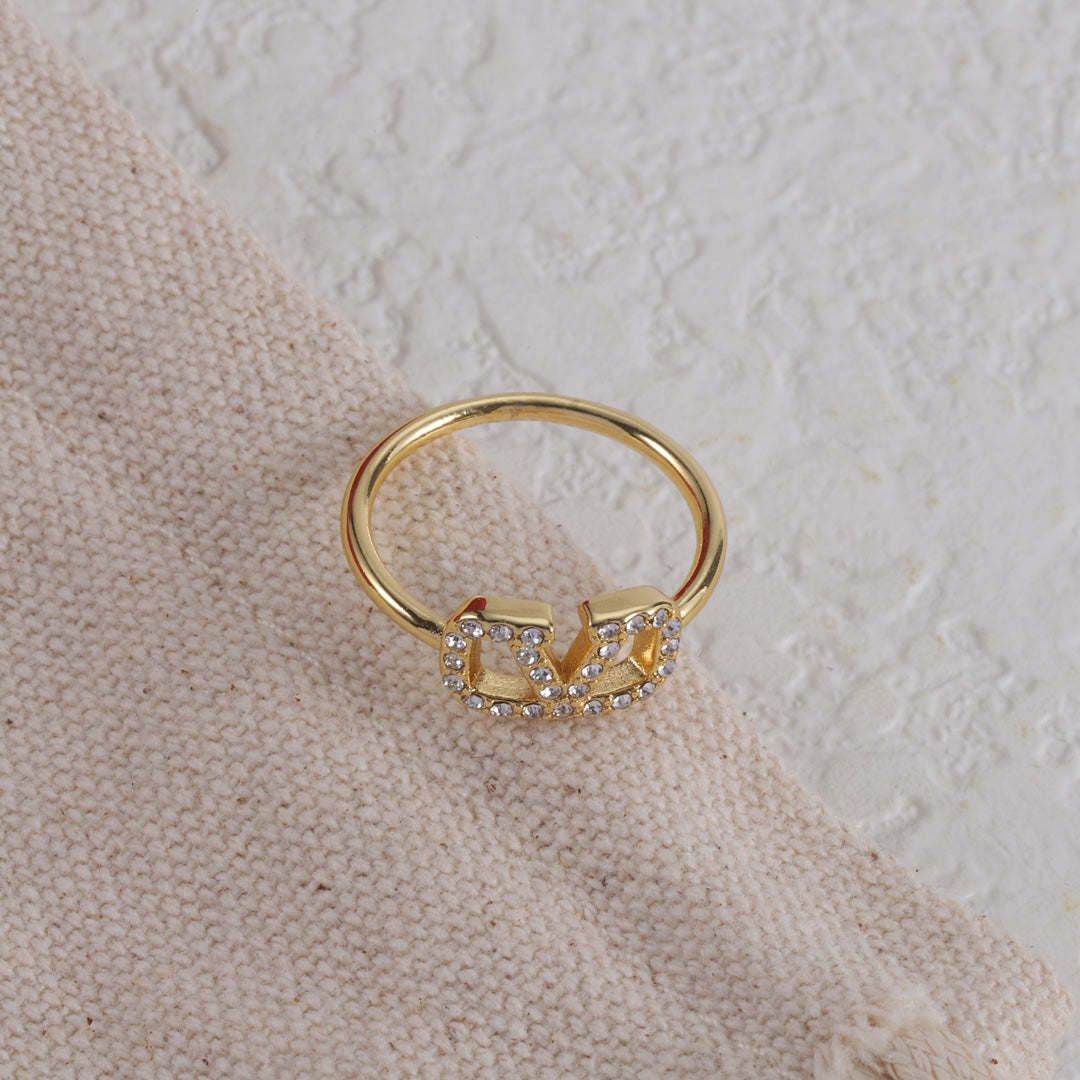 136NVL70J Popular Rings