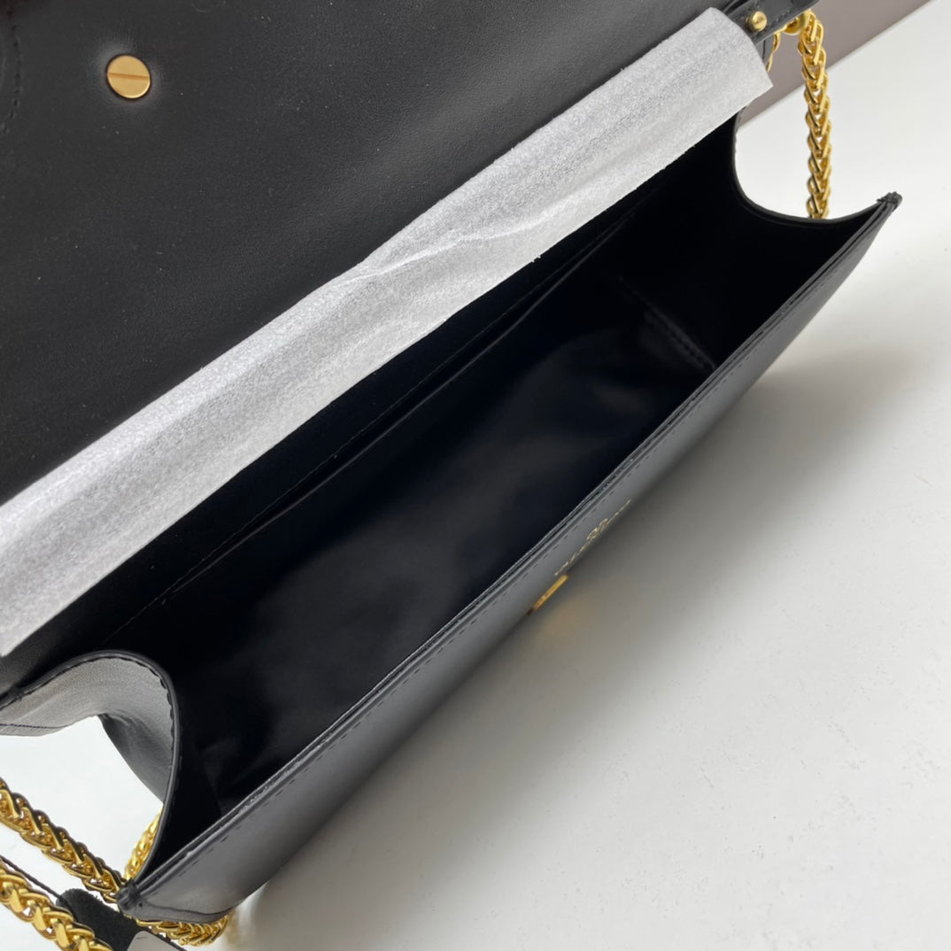 155NVL4B Popular leather bag