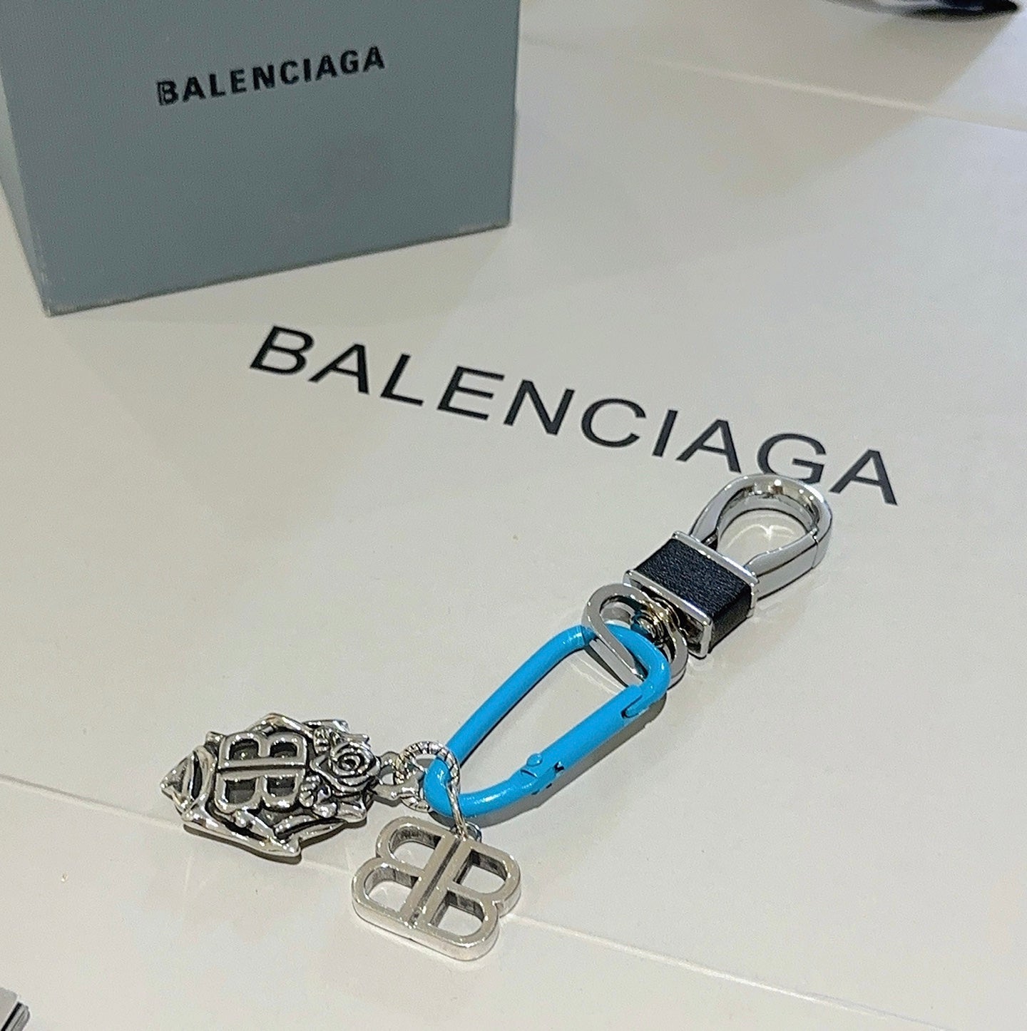 35ZJ73A Popular bag 's charms accessories