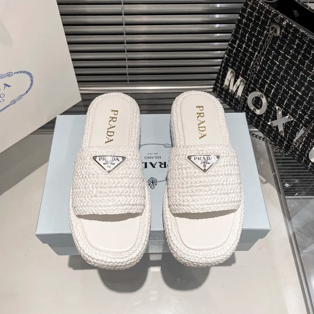 14PD21Z Popular slippers