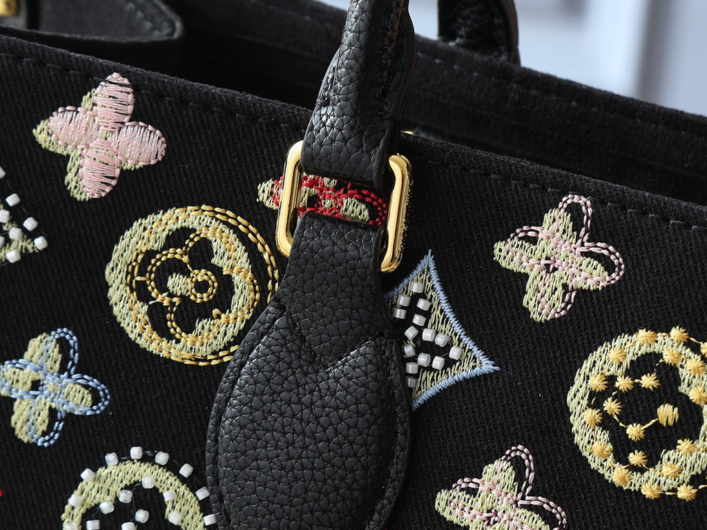 15RE22B Popular  genuine leather embroidered bag