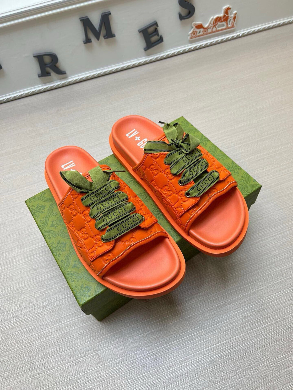 5WB242Z Popular Slippers