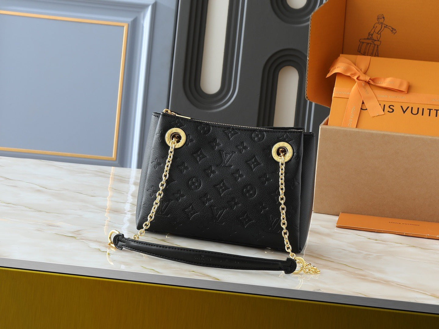 136PE75B Popular leather bag