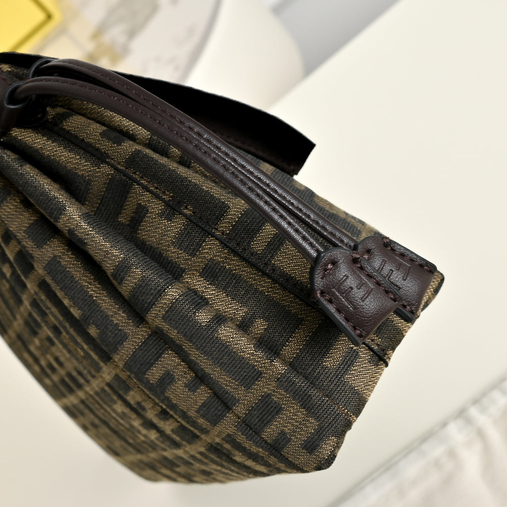136PF106B Popular leather bag