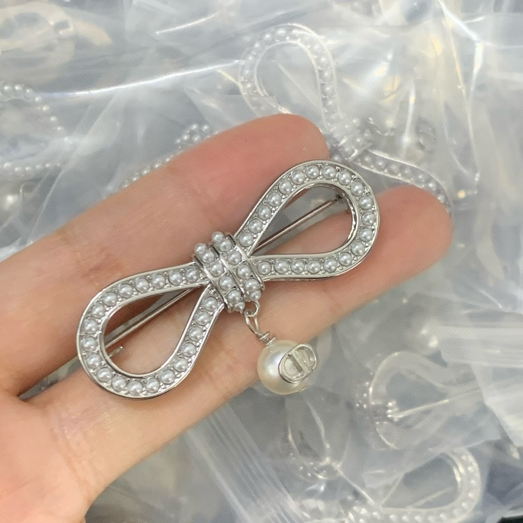 55ZD81X Popular Brooch