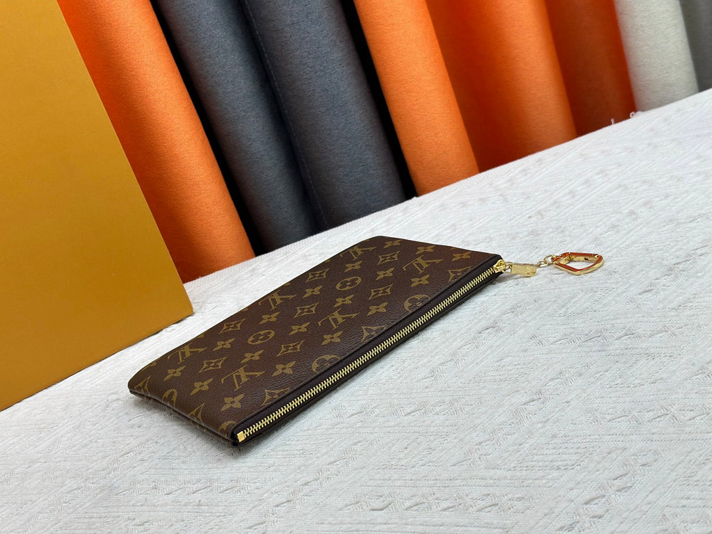 15RE90B  Popular  leather bag