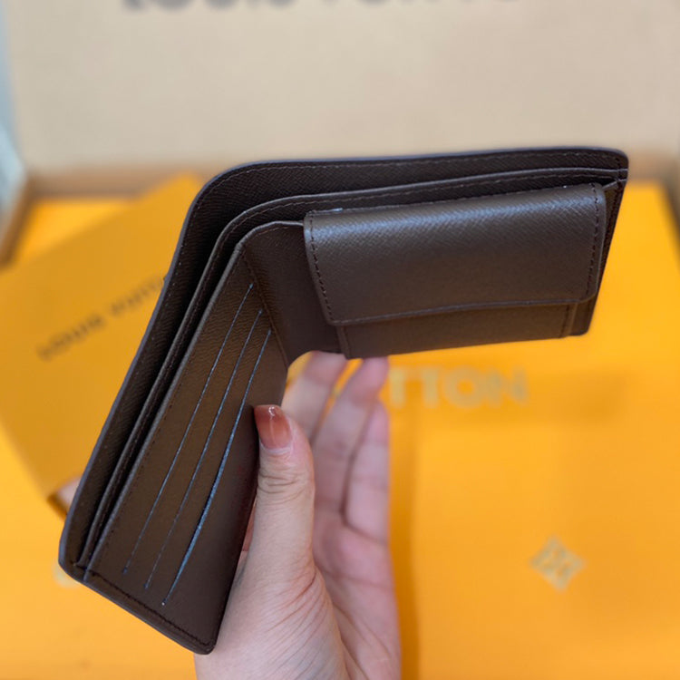 3E06B Popular leather wallets