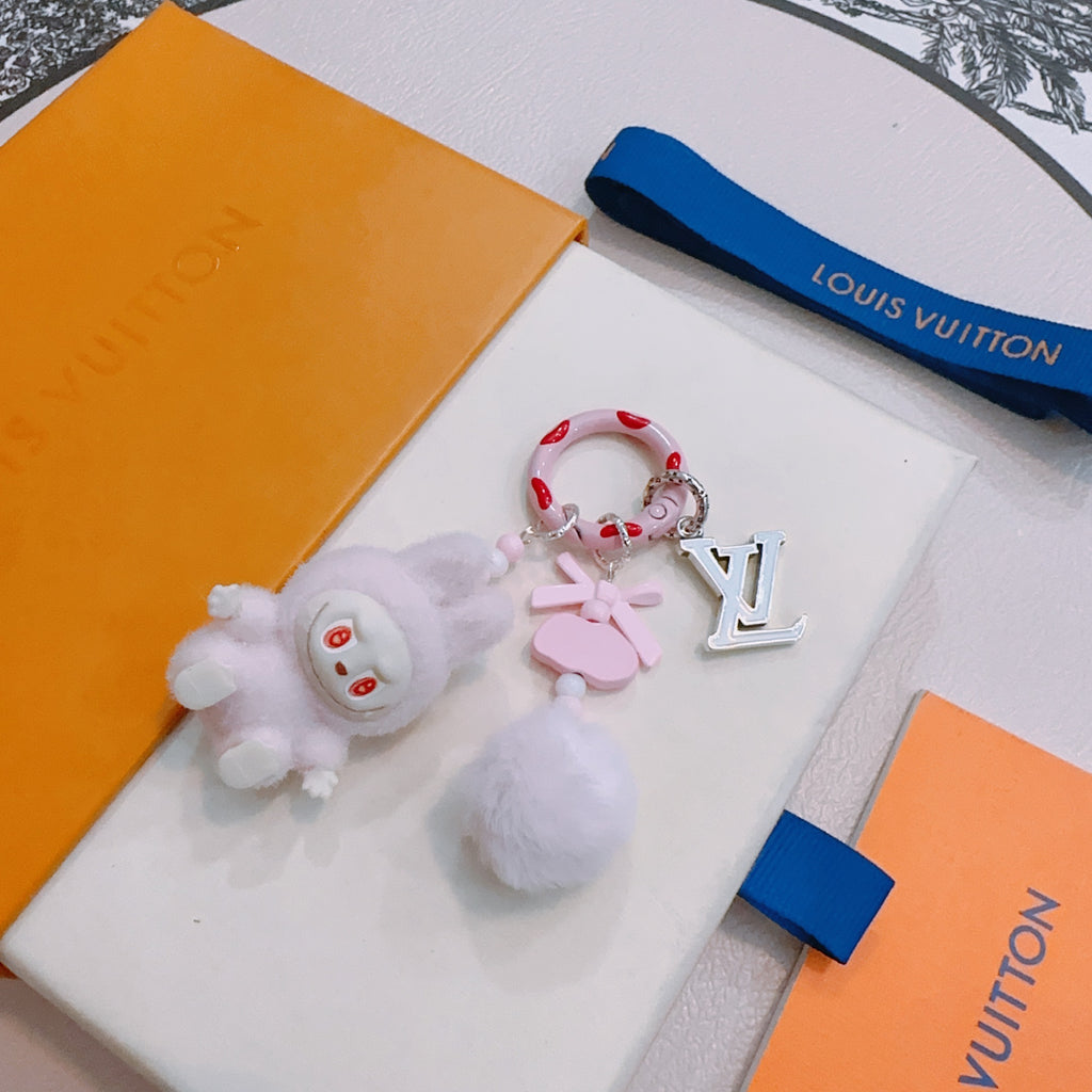 35ZE84A Popular bag 's charms accessories