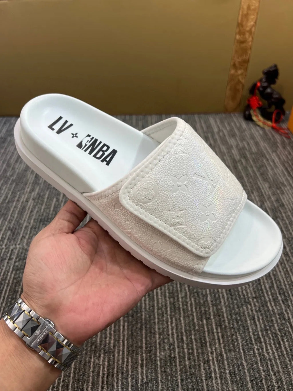 5YE47Z Popular Slippers