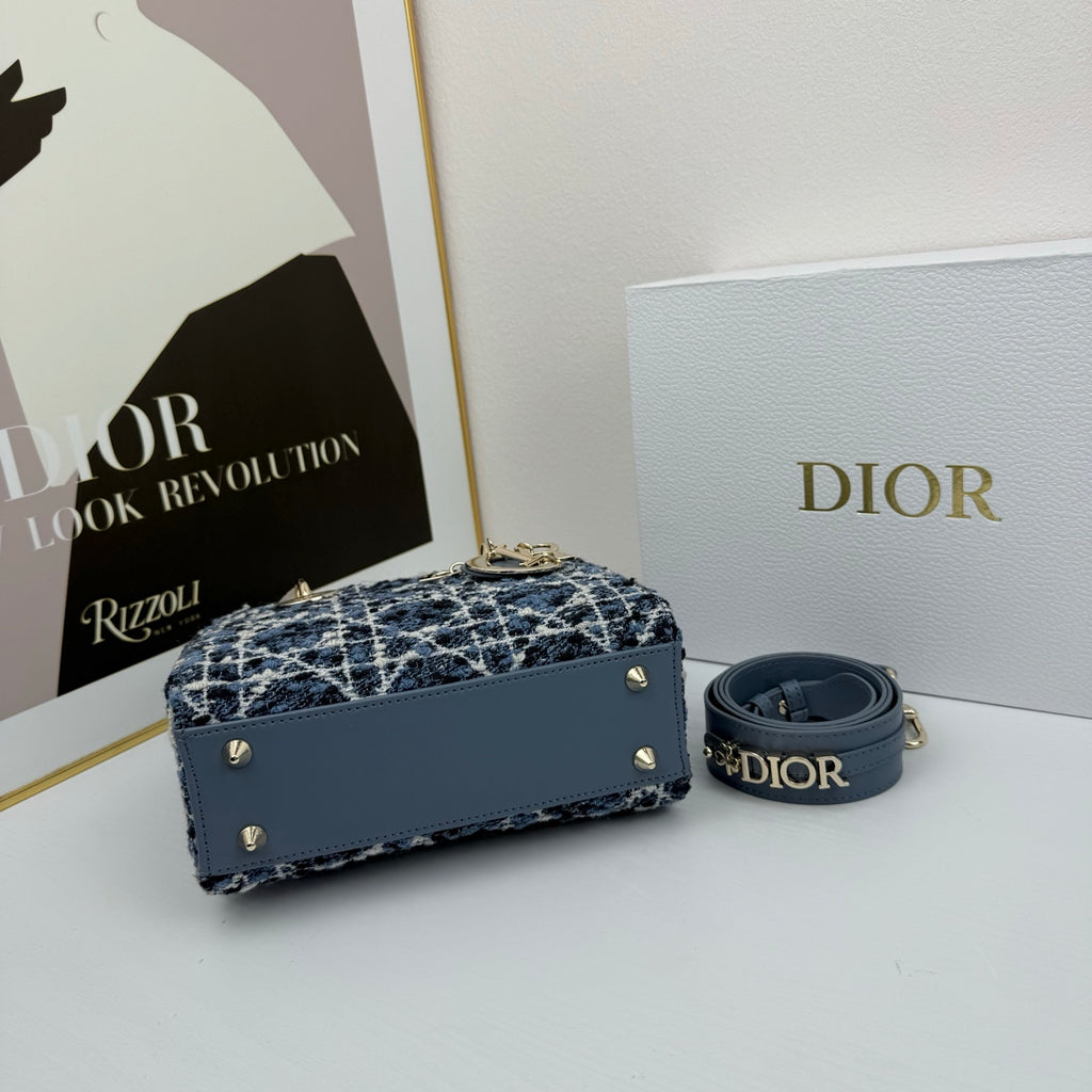 136ND25B Popular  Purse bag