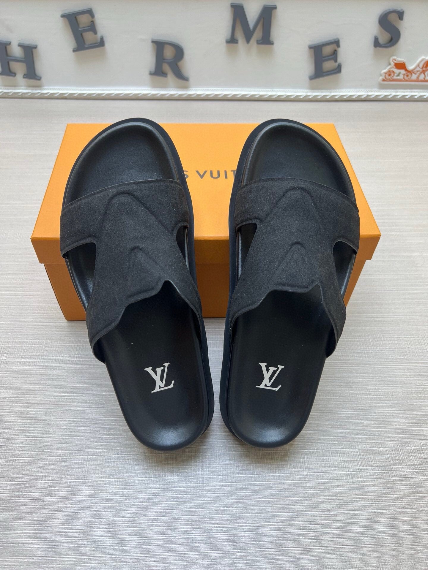 5LE229Z Popular Slippers