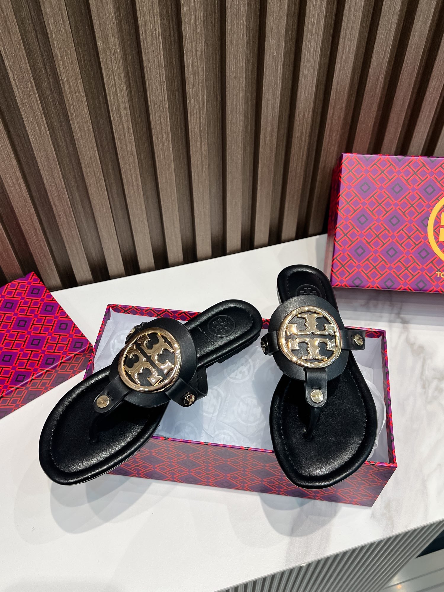 255QA34Z Popular leather shoes