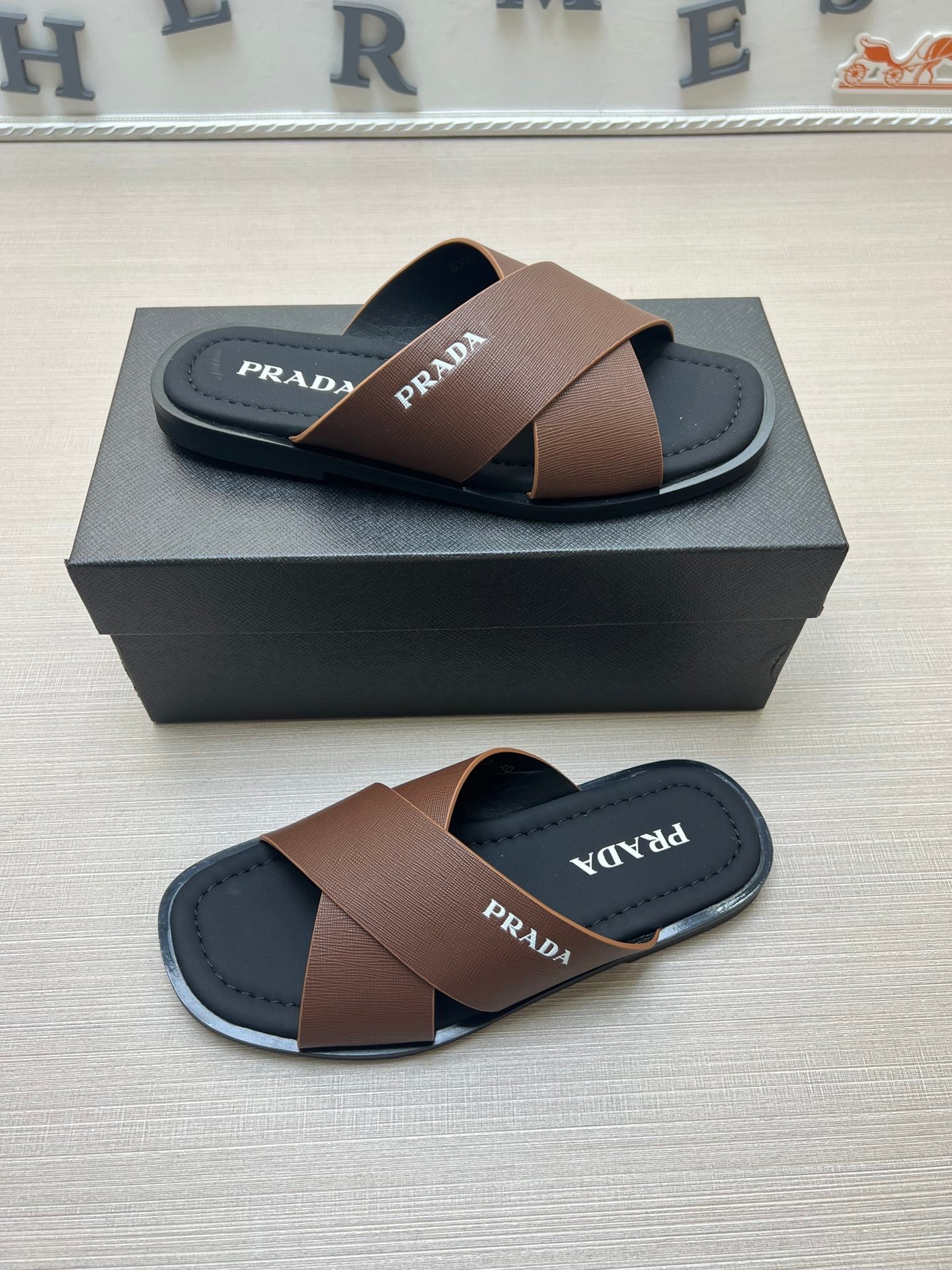 54PD76Z Popular slippers