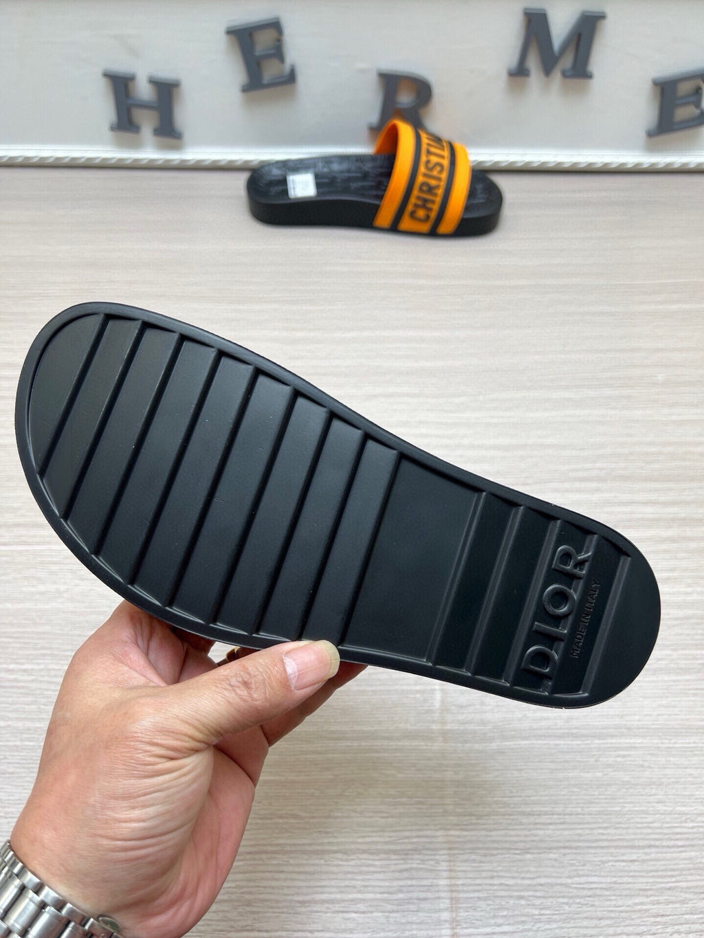 5LD212Z Popular Slippers