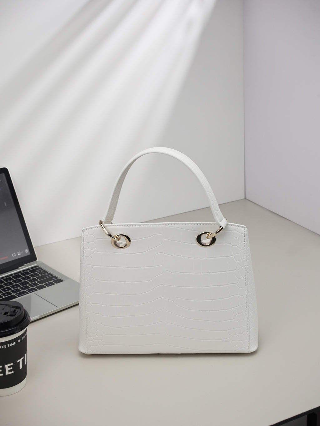 136PD90B Popular leather bag