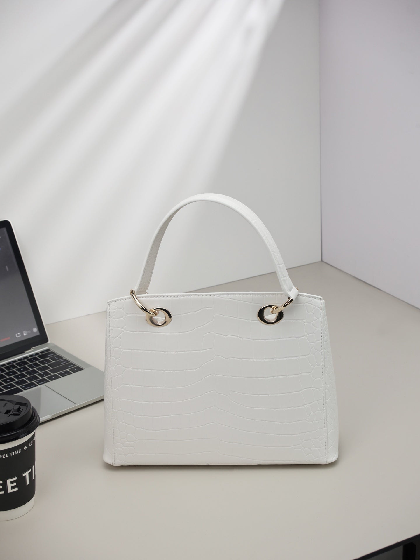 136PD90B Popular leather bag