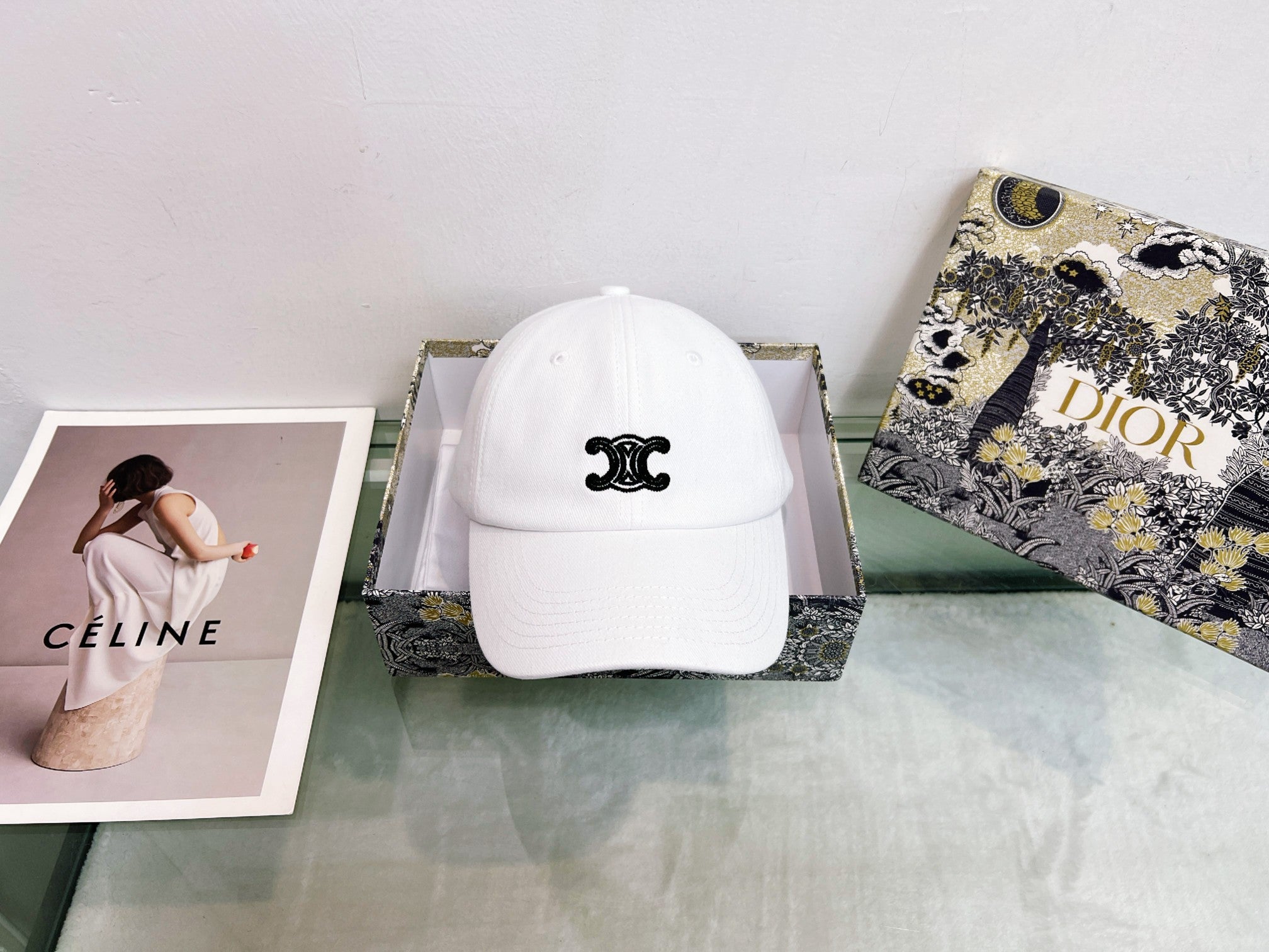 16XA19M Popular hats