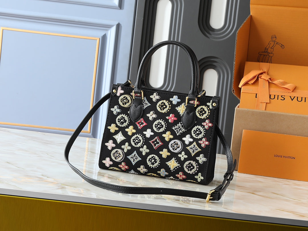 15RE22B Popular  genuine leather embroidered bag