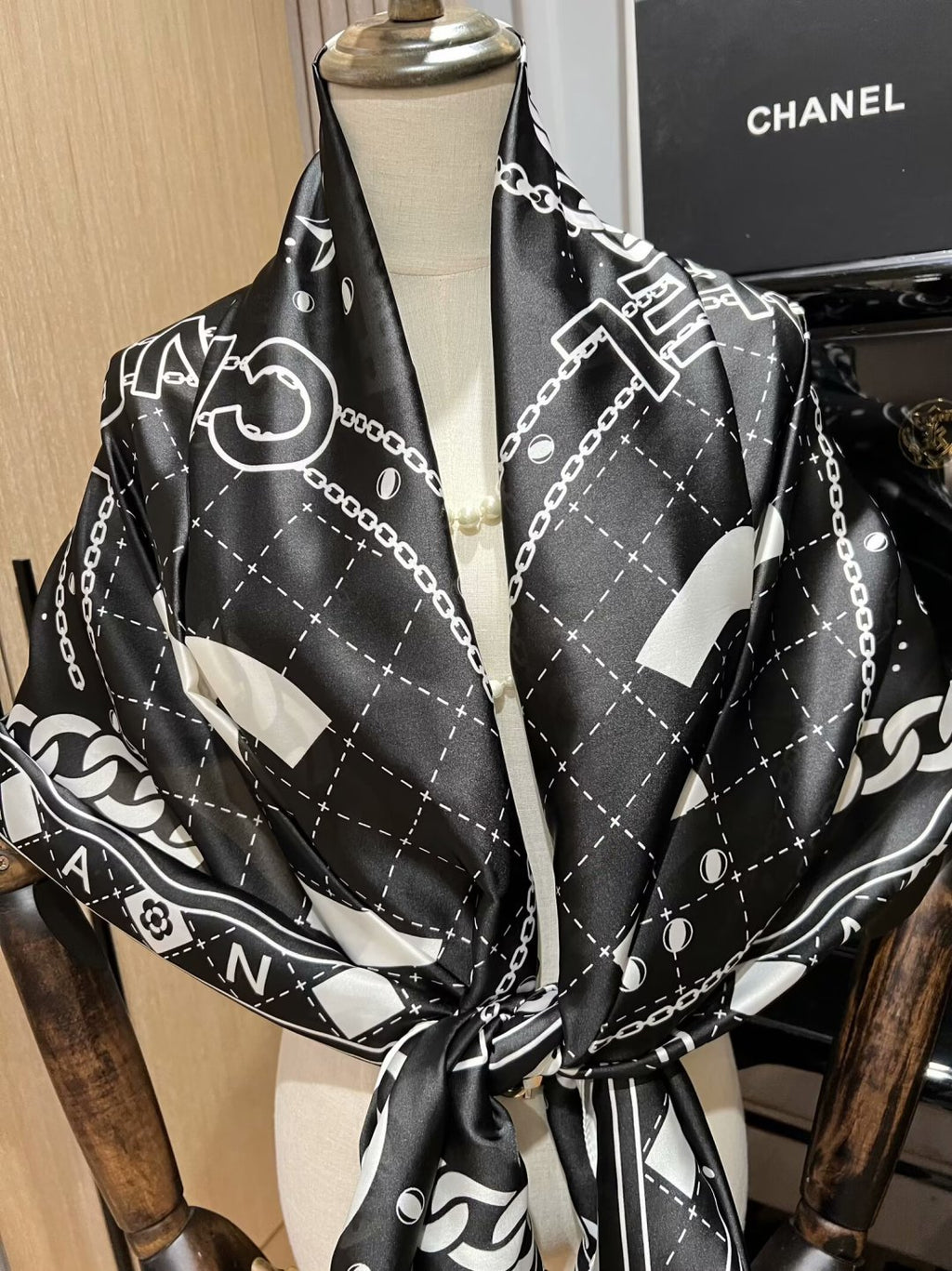 155NC75W Popular Silk Scarve