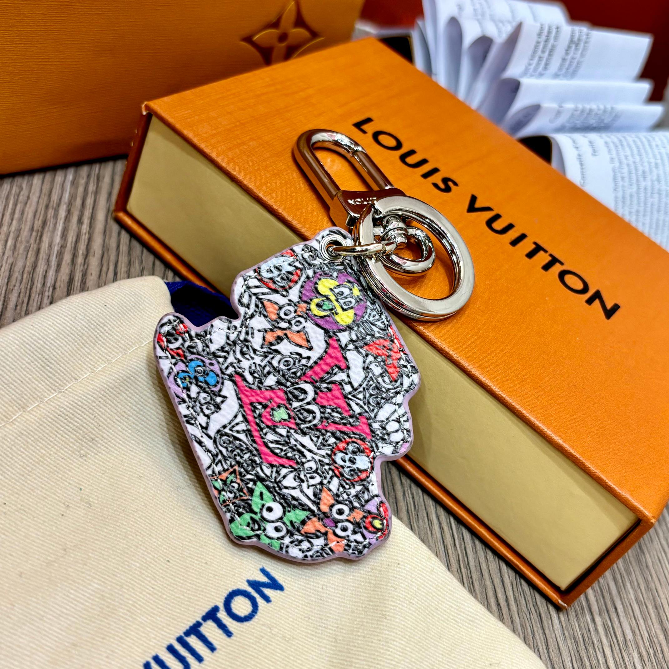 35ZE99A Popular bag 's charms accessories