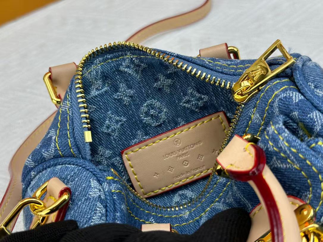 185NE22B Popular   Cowboy bag