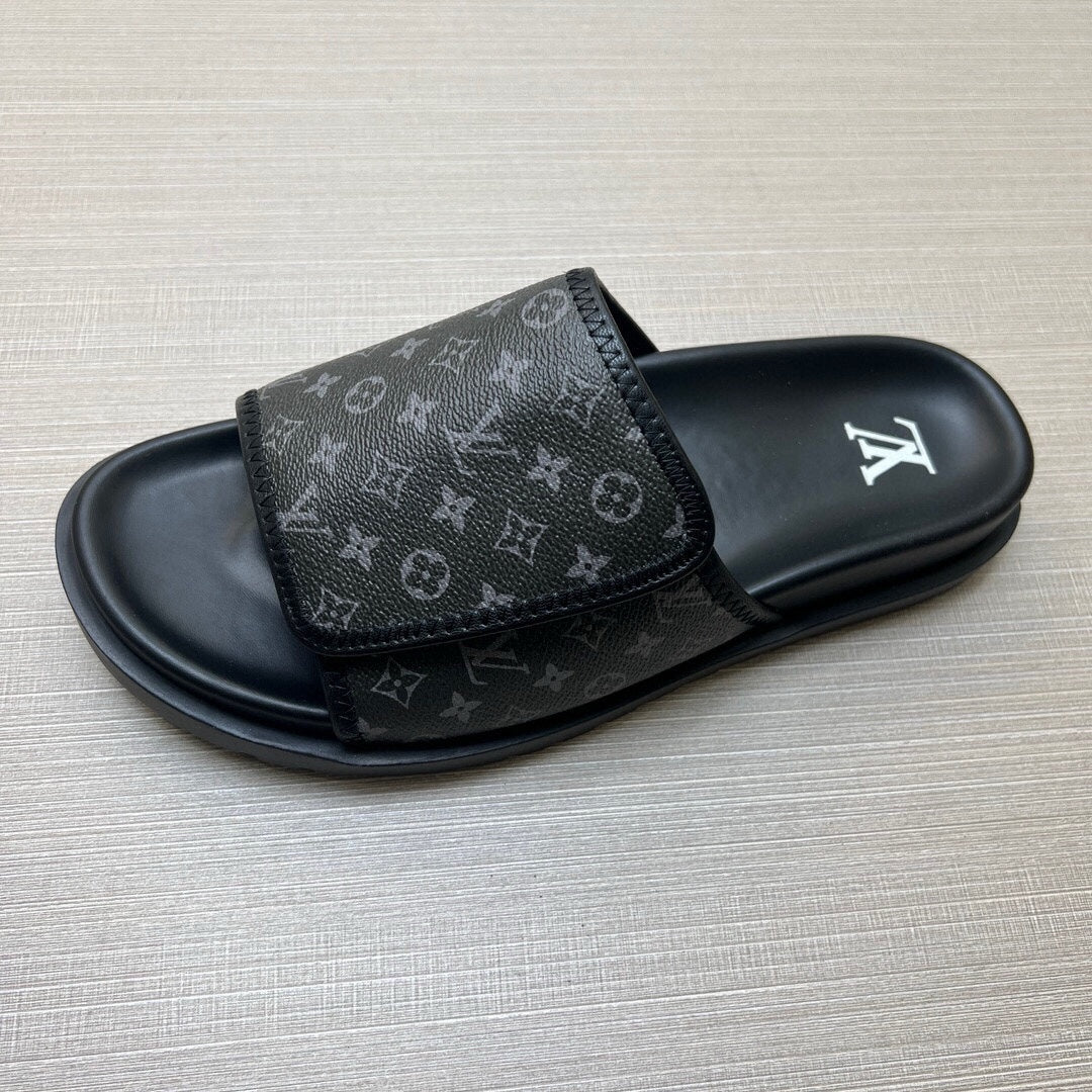 5WE246Z Popular Slippers