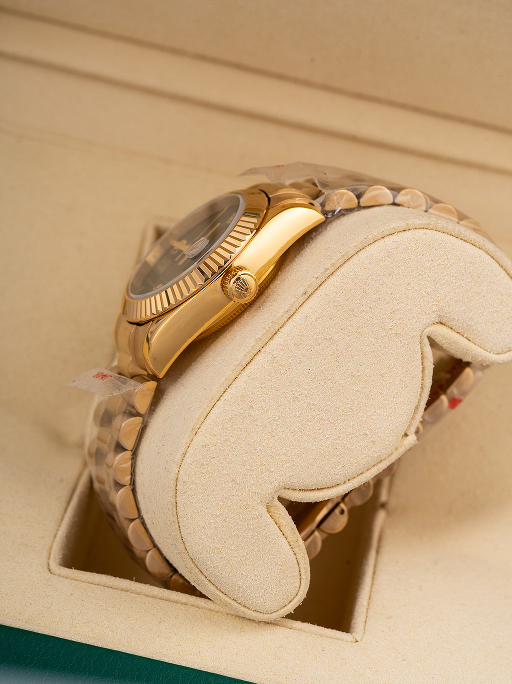 136RL13L Popular Watches
