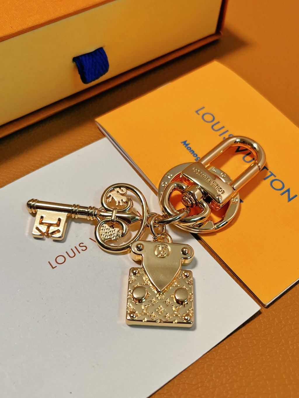 14E43A  Popular key closure