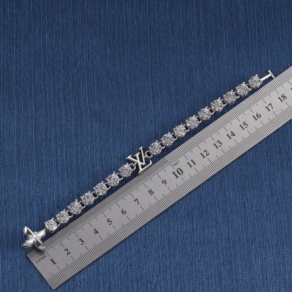 14E558K  Popular Bracelets