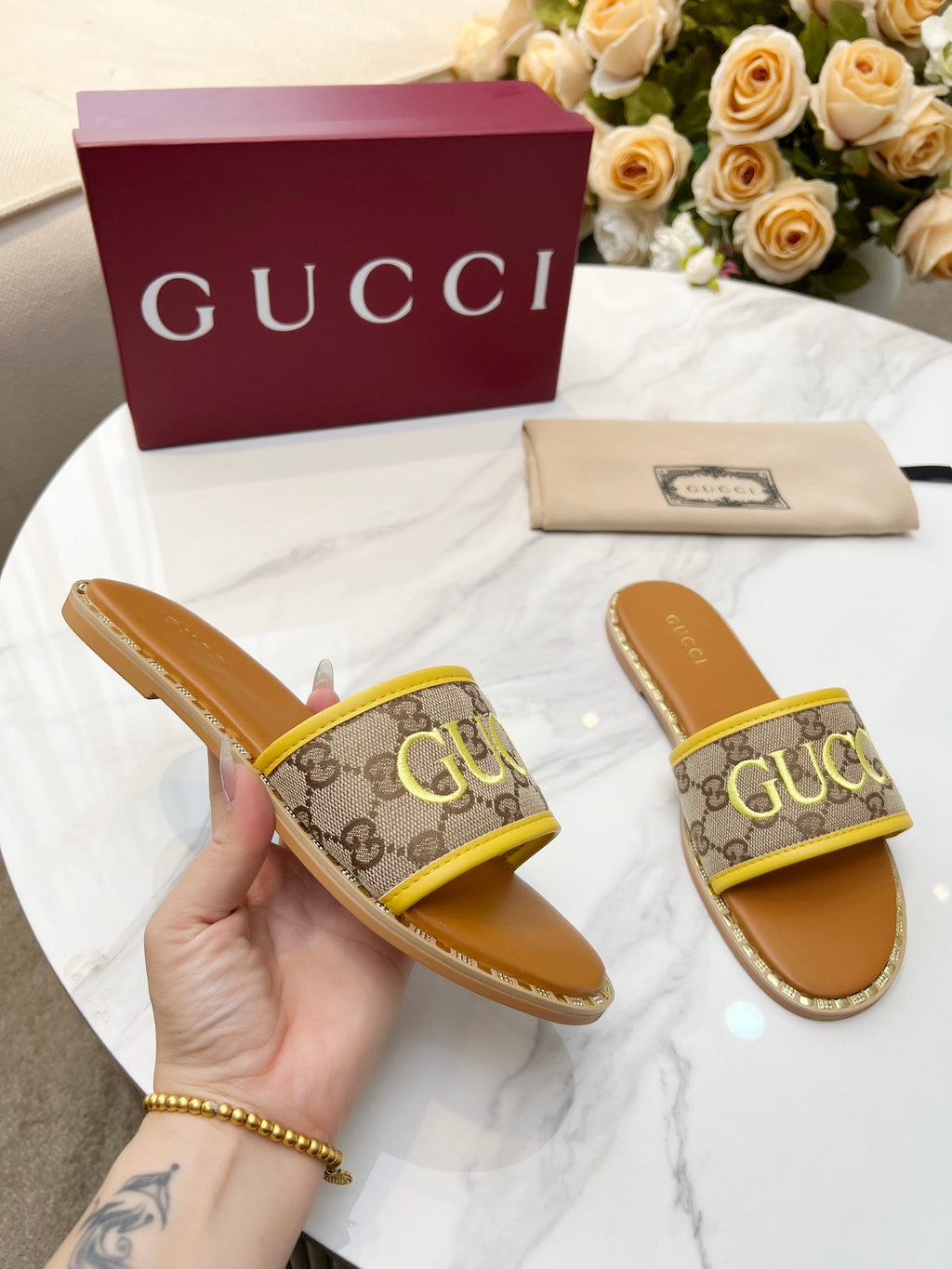 255QB29Z Popular Slippers