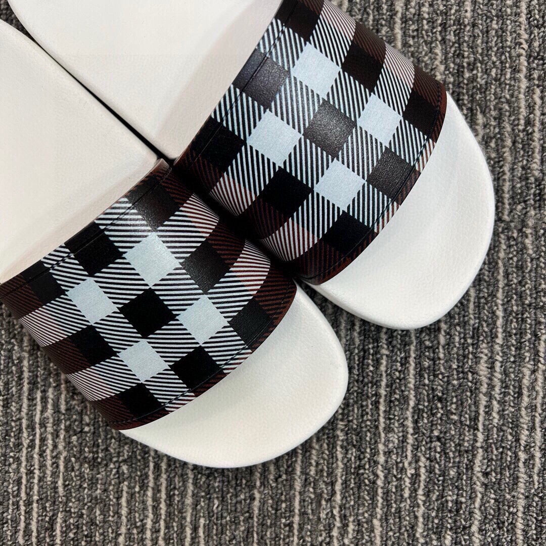 535ZR261Z Popular Slippers