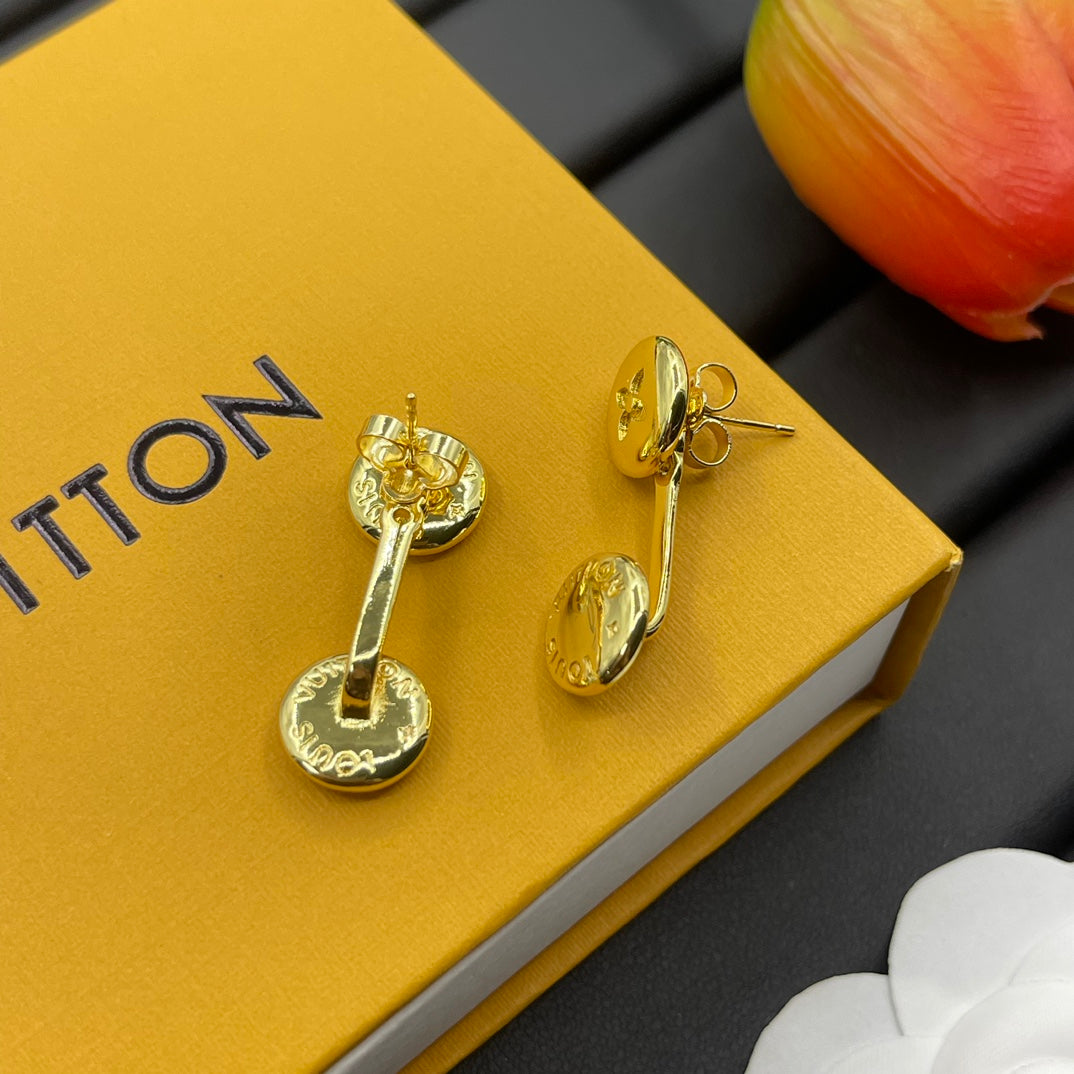 14E979E Popular  Earrings