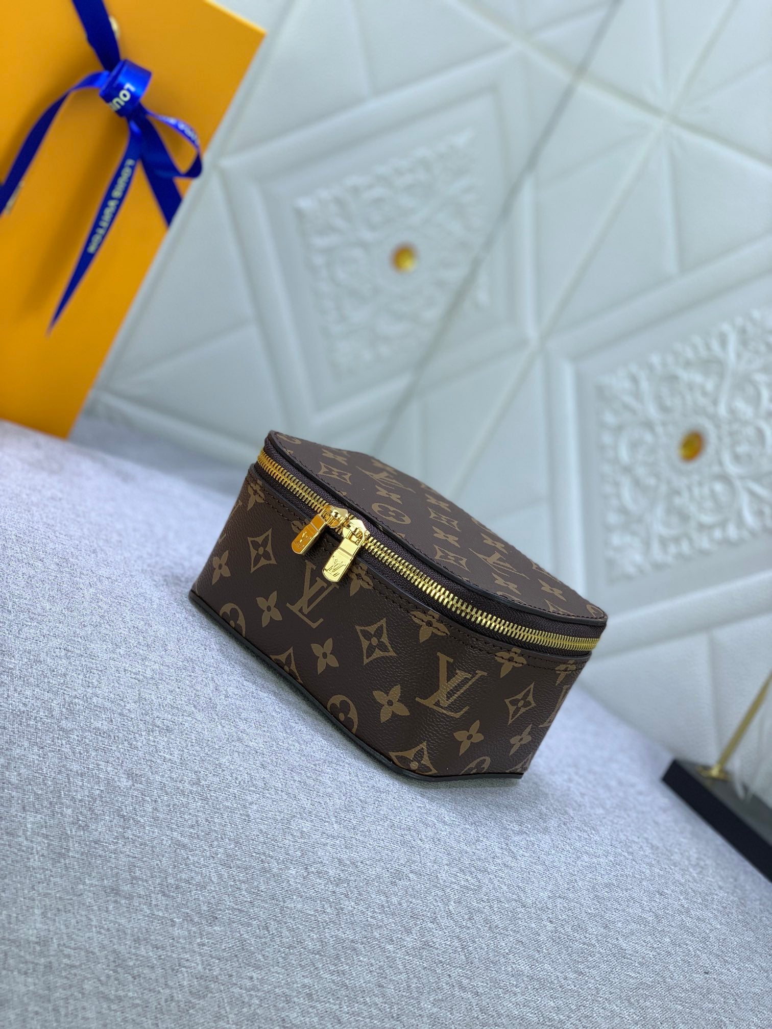 1XE272B Popular  leather bag 